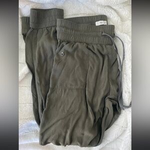 TNA Olive/Dark Green Jogger Pants